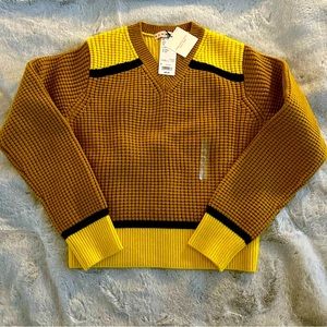 Uniqlo x Marni Knitted V-Neck Long-Sleeve Sweater